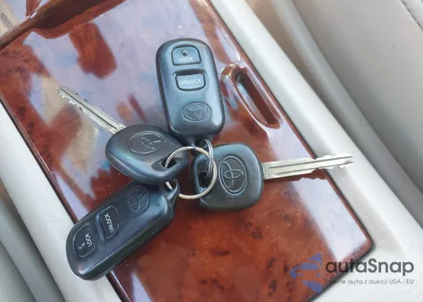 2006 Toyota Highlander Hybrid Limited V6 from USA, damaged, VIN JTEDW21AX60008646